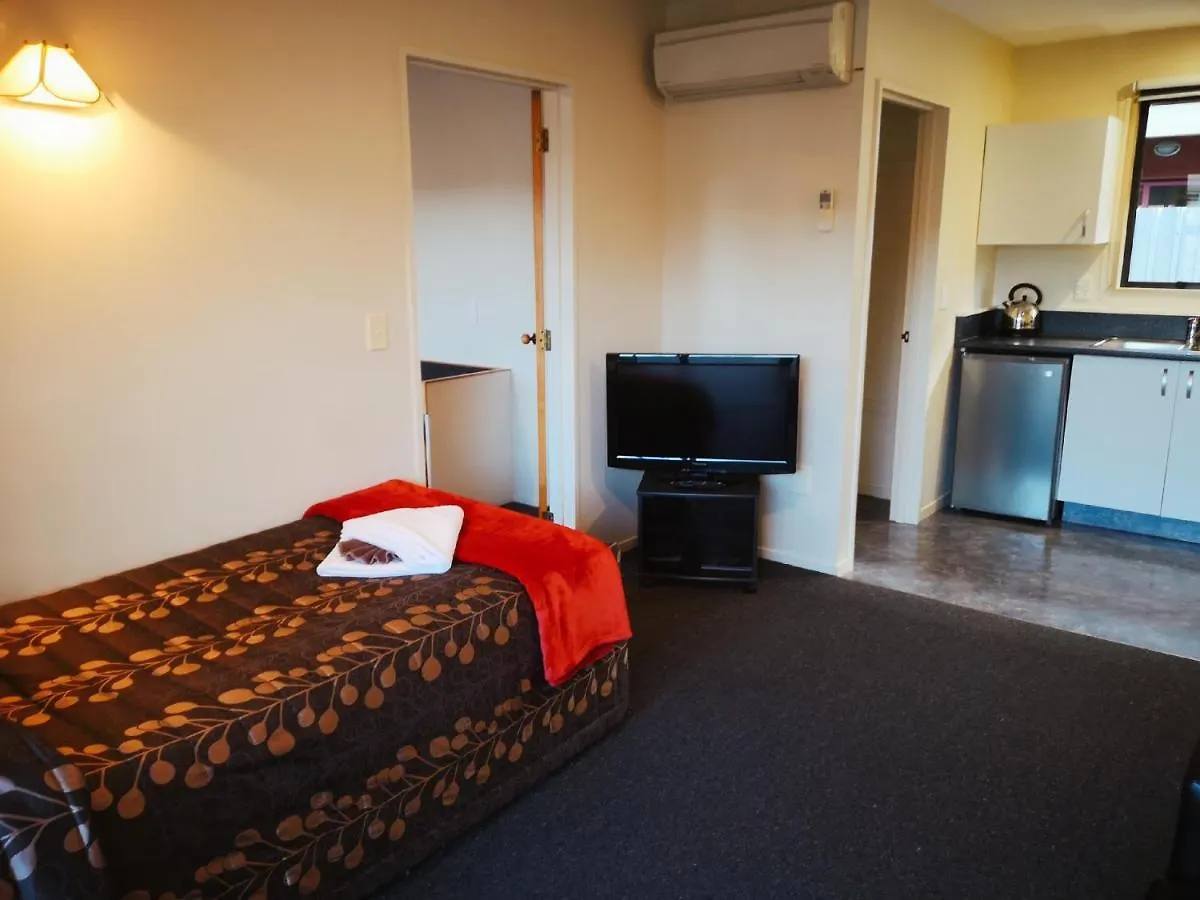 Aston Court Motel Blenheim