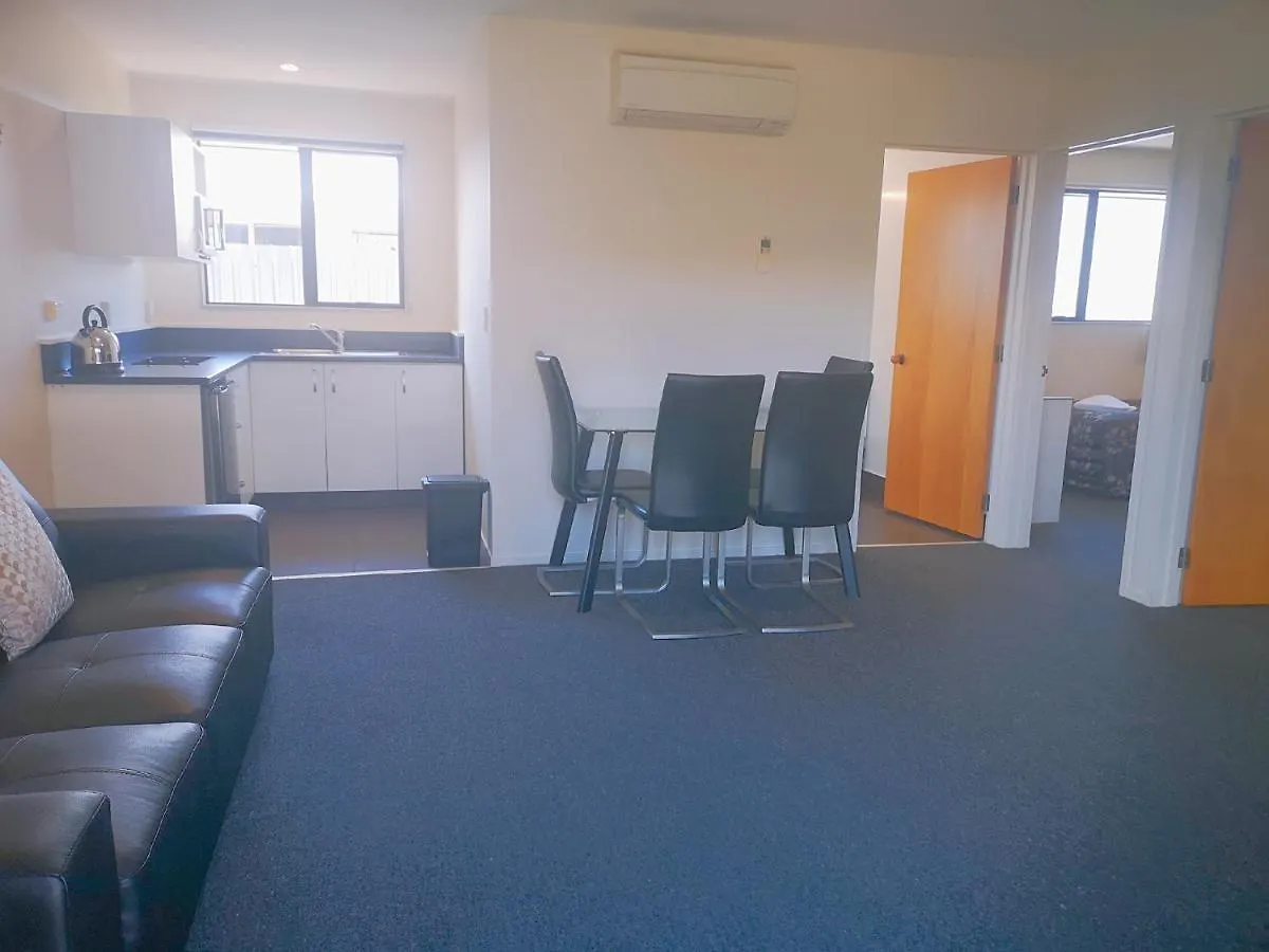 Aston Court Motel Blenheim 4*,